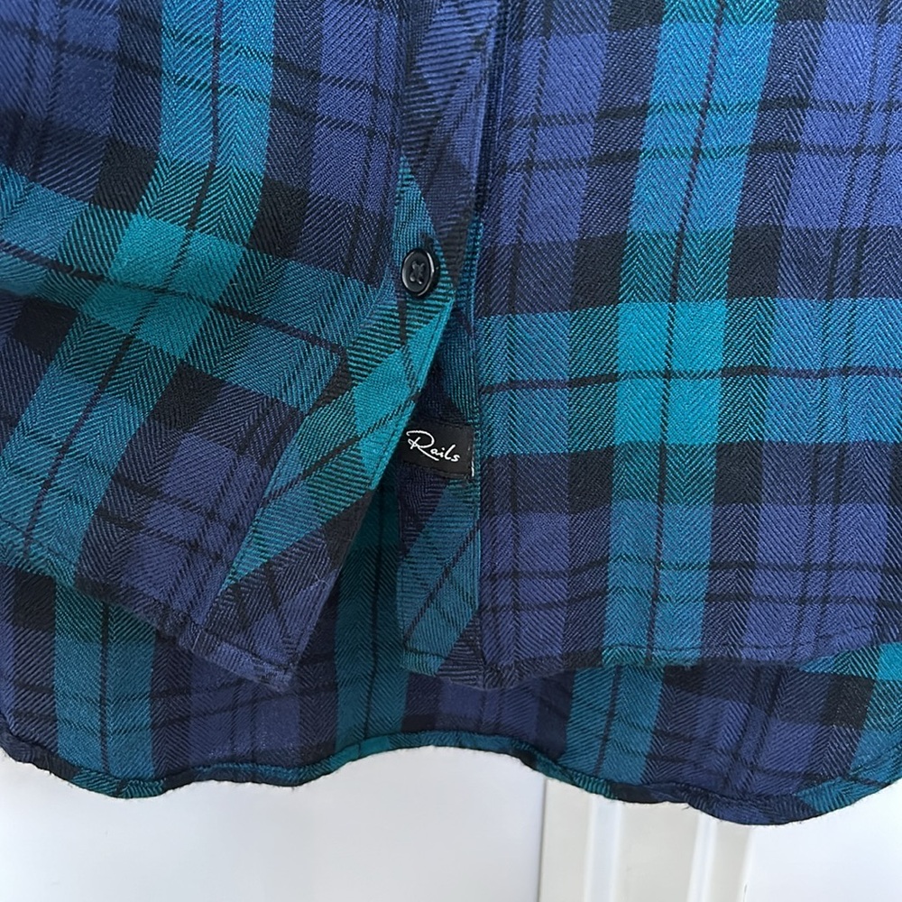 Rails Hunter Plaid  Button Up Shirt - Picture 3 of 6